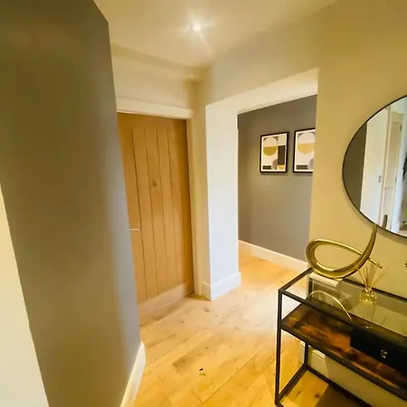 Barn Near With Hot Tub - Perfect For Groups And Families * York