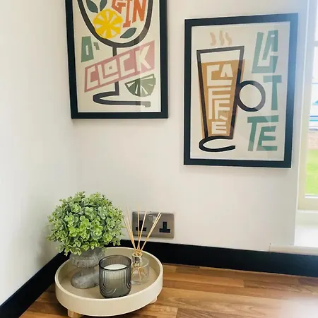 Barn Near With Hot Tub - Perfect For Groups And Families Feriehus